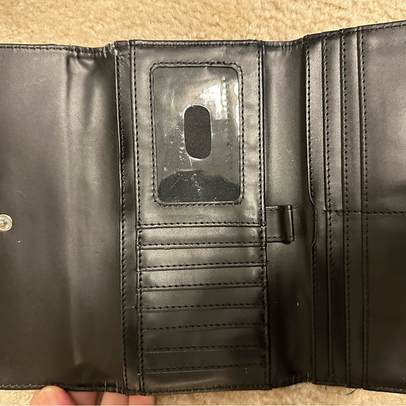 Black Nine West wallett - Picture 2 of 3
